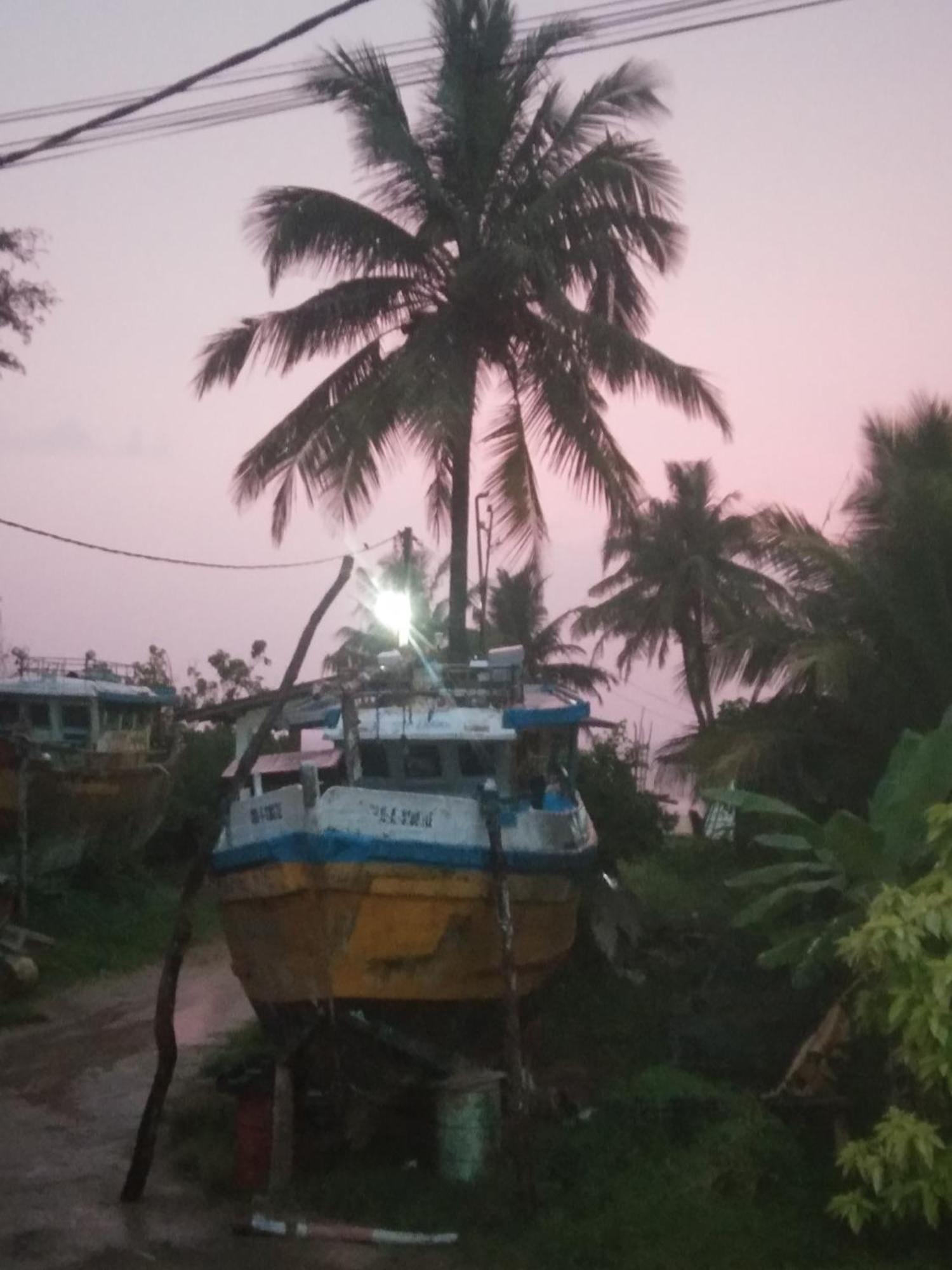 Ayu Hostel Ambalangoda  Eksteriør billede