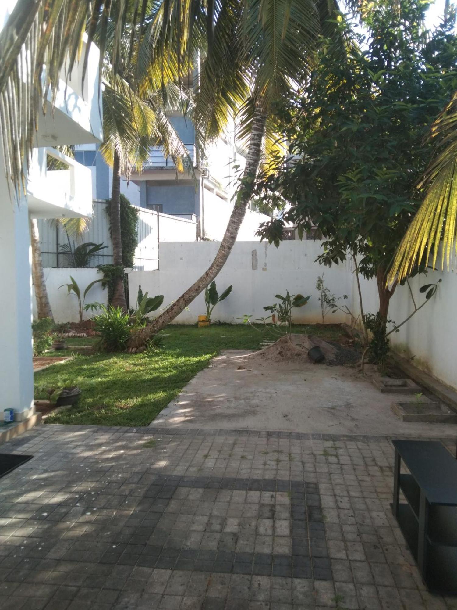 Ayu Hostel Ambalangoda  Eksteriør billede